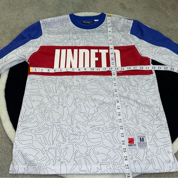 Undefeated Crewneck Sweater Blue and White Dynamic Design - Picture 9 of 10